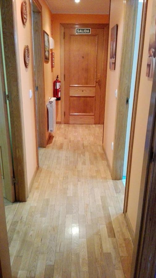 Ferienwohnung Amplio Loft Con Plaza De Garaje Onís Zimmer foto